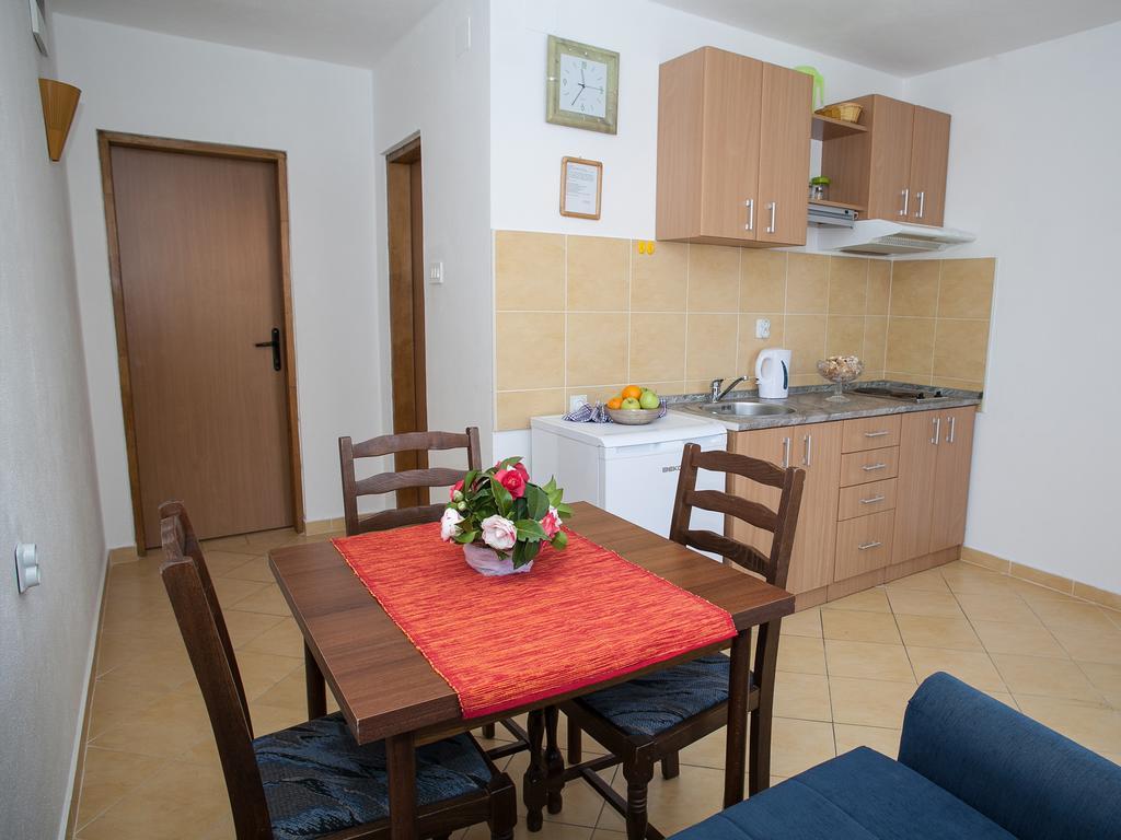 Daria Apartments Kotor Oda fotoğraf